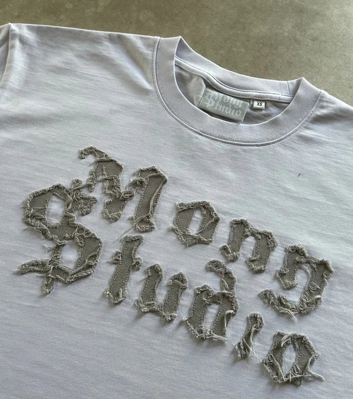 DISTRESSED MONY TEE